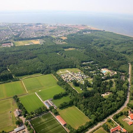 Vakantiepark 'T Urkerbos - Kabouterhuisje Екстериор снимка